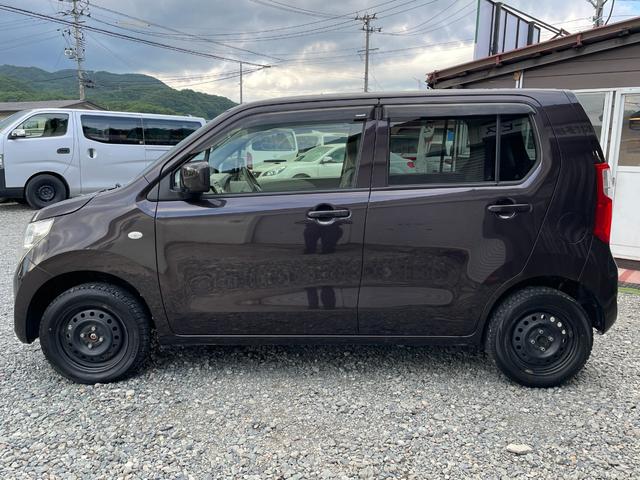 ワゴンＲ ＦＸ　４ＷＤ　キーレスエントリー　アイドリングストップ　電動格納ミラー　シートヒーター　ＭＴ　盗難防止システム　ＡＢＳ　ＣＤ　ミュージックプレイヤー接続可　衝突安全ボディ　エアコン　パワーステアリング（4枚目）