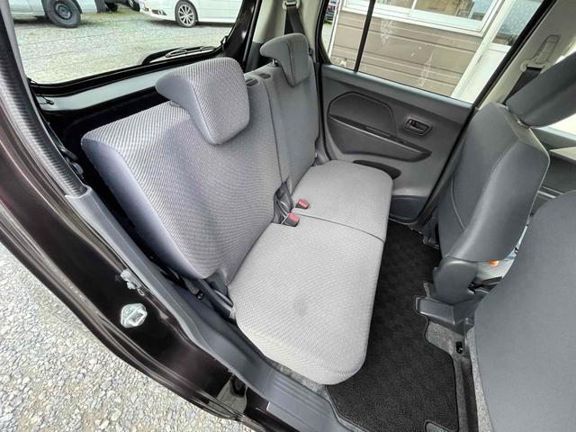 ワゴンＲ ＦＸ　４ＷＤ　キーレスエントリー　アイドリングストップ　電動格納ミラー　シートヒーター　ＭＴ　盗難防止システム　ＡＢＳ　ＣＤ　ミュージックプレイヤー接続可　衝突安全ボディ　エアコン　パワーステアリング（11枚目）