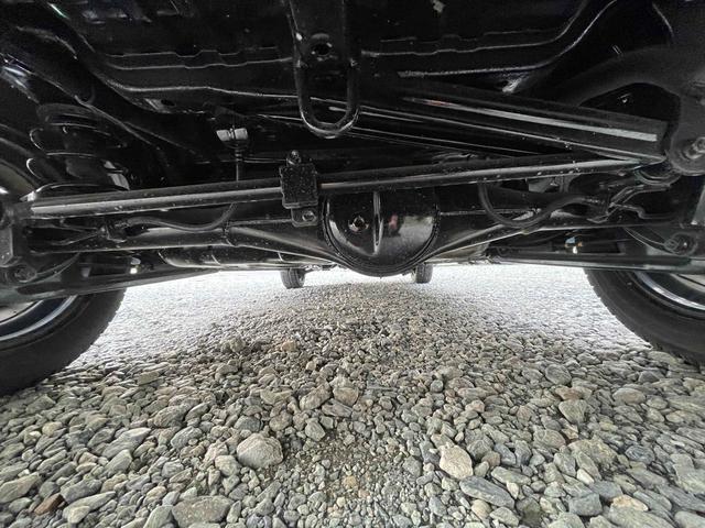 ワゴンＲ ＦＸ　４ＷＤ　キーレスエントリー　アイドリングストップ　電動格納ミラー　シートヒーター　ＭＴ　盗難防止システム　ＡＢＳ　ＣＤ　ミュージックプレイヤー接続可　衝突安全ボディ　エアコン　パワーステアリング（33枚目）