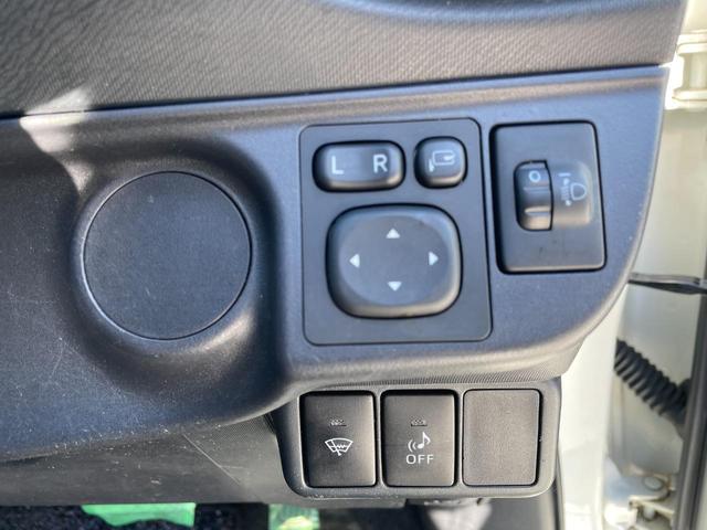 アクア Ｓ　５ドアハッチバック／フルセグ／バックカメラ／純正ナビ／Ｂｌｕｅｔｏｏｔｈ／ＣＤ／ＤＶＤ／シートヒーター／シートアレンジ／ＥＴＣ☆（25枚目）