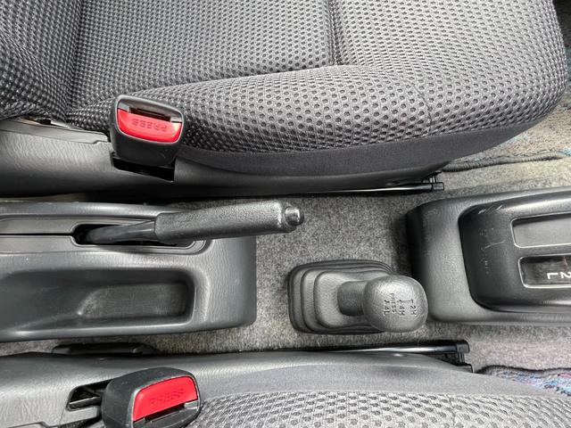ジムニー ワイルドウインド　ジムニー６６０ワイルドウインド　４ＷＤ☆１Ｄオーディオ／シートヒーター／ＥＴＣ／フォグ／運転席・助手席エアバック／ＡＢＳ／エアコンクーラー／パワステ／ＣＤ／パワーウィンドウ／キーレス（20枚目）