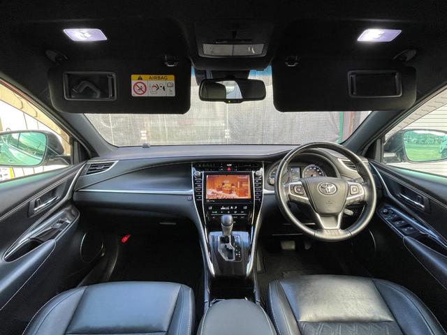 ハリアーハイブリッド 　運転席・助手席・サイド・カーテンエアバッグ／クルーズコントロール／ＡＢＳ／衝突被害軽減ブレーキ／横滑り防止装置／バックカメラ／盗難防止装置／ＥＴＣ／フルセグ／スマートキー／電動シート／４ＷＤ（11枚目）