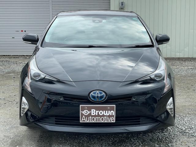 プリウス Ａ　運転席・助手席・サイド・カーテンエアバッグ／ＡＢＳ／フルセグ／バックカメラ／純正ナビ／Ｂｌｕｅｔｏｏｔｈ／プライバシーガラス／クルーズコントロール／スマートキー／１２Ｖ電源ソケット／４ＷＤ（2枚目）