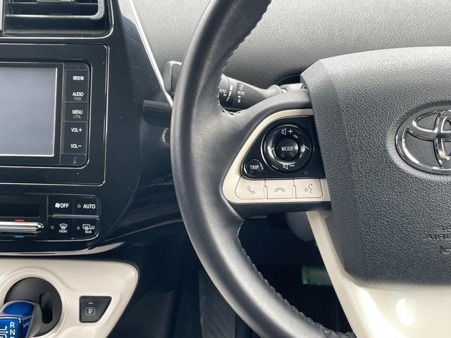 プリウス Ａ　運転席・助手席・サイド・カーテンエアバッグ／ＡＢＳ／フルセグ／バックカメラ／純正ナビ／Ｂｌｕｅｔｏｏｔｈ／プライバシーガラス／クルーズコントロール／スマートキー／１２Ｖ電源ソケット／４ＷＤ（32枚目）