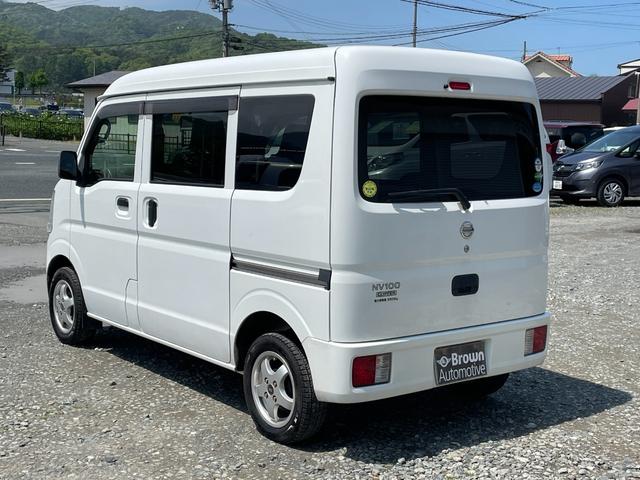 ＮＶ１００クリッパーバン ＤＸ　ＧＬパッケージ　運転席エアバッグ／助手席エアバッグ／ＡＢＳ／エアコン・クーラー／パワーウィンドウ／キーレス／フルフラット／両側スライドドア／寒冷地仕様／４ＷＤ切替スイッチ（8枚目）