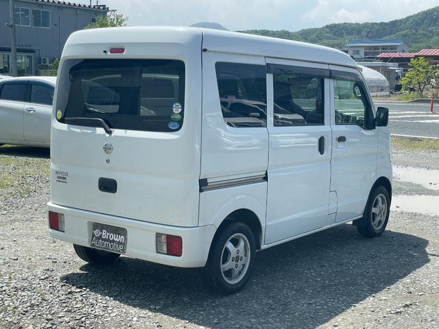 ＮＶ１００クリッパーバン ＤＸ　ＧＬパッケージ　運転席エアバッグ／助手席エアバッグ／ＡＢＳ／エアコン・クーラー／パワーウィンドウ／キーレス／フルフラット／両側スライドドア／寒冷地仕様／４ＷＤ切替スイッチ（10枚目）