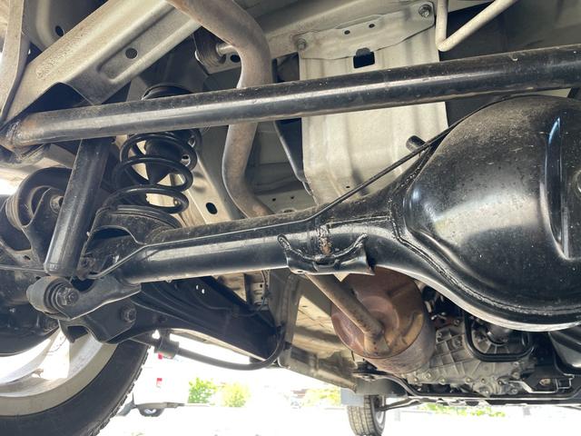 ＮＶ１００クリッパーバン ＤＸ　ＧＬパッケージ　運転席エアバッグ／助手席エアバッグ／ＡＢＳ／エアコン・クーラー／パワーウィンドウ／キーレス／フルフラット／両側スライドドア／寒冷地仕様／４ＷＤ切替スイッチ（37枚目）