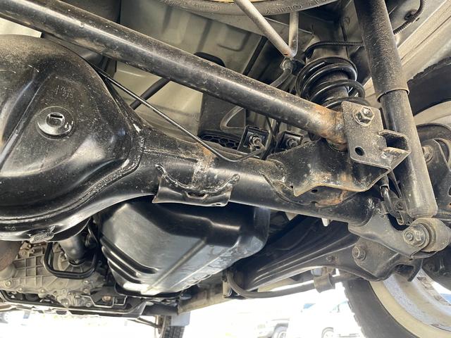 ＮＶ１００クリッパーバン ＤＸ　ＧＬパッケージ　運転席エアバッグ／助手席エアバッグ／ＡＢＳ／エアコン・クーラー／パワーウィンドウ／キーレス／フルフラット／両側スライドドア／寒冷地仕様／４ＷＤ切替スイッチ（38枚目）