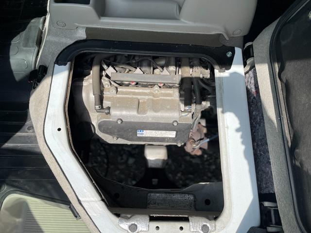ＮＶ１００クリッパーバン ＤＸ　ＧＬパッケージ　運転席エアバッグ／助手席エアバッグ／ＡＢＳ／エアコン・クーラー／パワーウィンドウ／キーレス／フルフラット／両側スライドドア／寒冷地仕様／４ＷＤ切替スイッチ（41枚目）