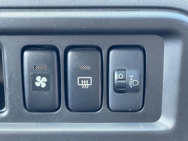 ハイゼットカーゴ 　１Ｄオーディオ／フロントフォグ／リヤヒーター／４ＷＤ／運転席・助手席エアバック／ＡＢＳ／エアコン・クーラー／パワステ／パワーウィンドウ／キーレス／両側スライドドア／ＣＤ（20枚目）
