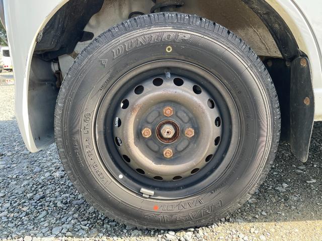 ハイゼットカーゴ 　１Ｄオーディオ／フロントフォグ／リヤヒーター／４ＷＤ／運転席・助手席エアバック／ＡＢＳ／エアコン・クーラー／パワステ／パワーウィンドウ／キーレス／両側スライドドア／ＣＤ（34枚目）