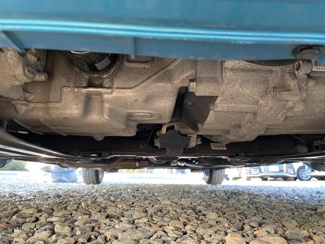 フィット  中古冬タイヤ付き/純正フロアマット/運転席・助手席エアバック/ABS/盗難防止システム/頸部衝突緩和ヘッドレス/エアコン/パワステ/パワーウインドウ/CD/DVD/キーレス(37枚目)