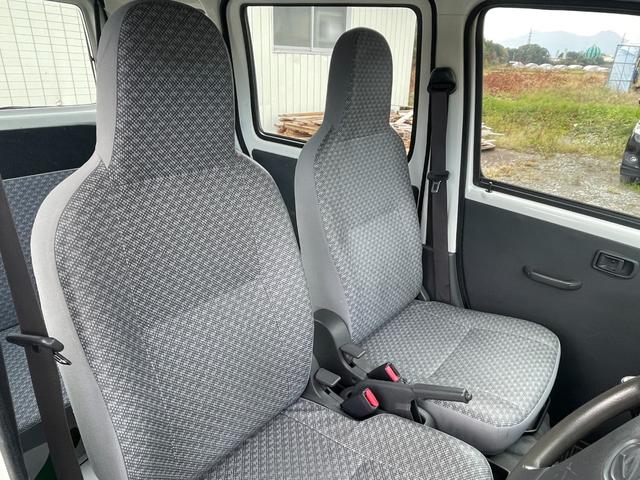 ハイゼットカーゴ キャリアルーフ付/リアヒーター/MT車/運転席エアバッグ/助手席エアバック/エアコン/クーラー/パワステ/両側スライドドア/4WD(14枚目)