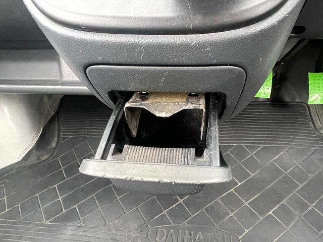 ハイゼットカーゴ キャリアルーフ付/リアヒーター/MT車/運転席エアバッグ/助手席エアバック/エアコン/クーラー/パワステ/両側スライドドア/4WD(22枚目)