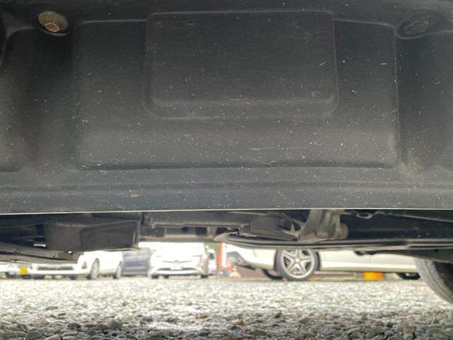 ハイゼットカーゴ キャリアルーフ付/リアヒーター/MT車/運転席エアバッグ/助手席エアバック/エアコン/クーラー/パワステ/両側スライドドア/4WD(34枚目)