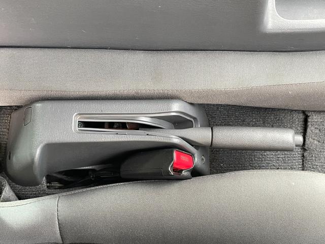 ボンゴバン 両側スライドドア/中古夏タイヤ/AUX/運転席・助手席エアバック/ABS/エアコン・クーラー/パワステ/パワーウィンドウ/寒冷地仕様車/4WD(20枚目)