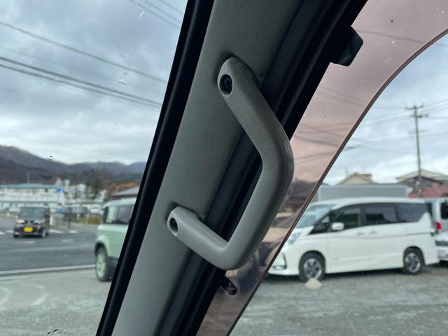 ボンゴバン 両側スライドドア/中古夏タイヤ/AUX/運転席・助手席エアバック/ABS/エアコン・クーラー/パワステ/パワーウィンドウ/寒冷地仕様車/4WD(26枚目)