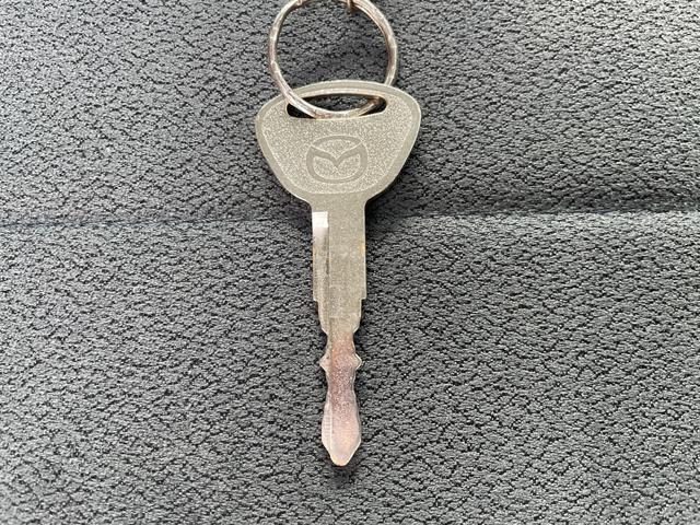 ボンゴバン 両側スライドドア/中古夏タイヤ/AUX/運転席・助手席エアバック/ABS/エアコン・クーラー/パワステ/パワーウィンドウ/寒冷地仕様車/4WD(29枚目)