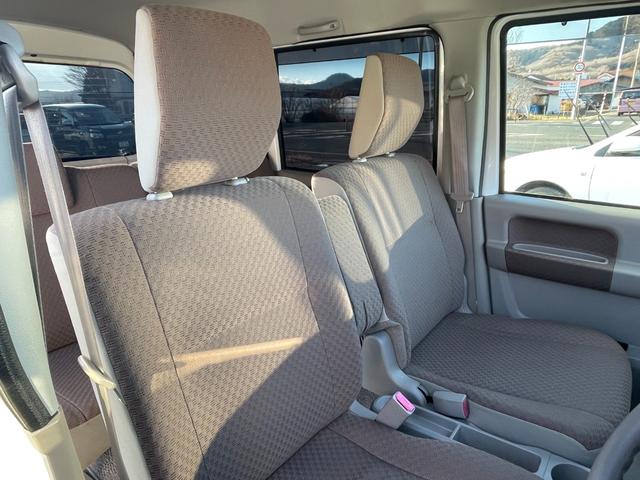 ＮＶ１００クリッパーバン 　パワステ／エアバッグ／ＡＢＳ／ワンセグＴＶ／パワーウィンドウ／キーレス／両スラ／ＥＴＣ／寒冷地仕様（12枚目）