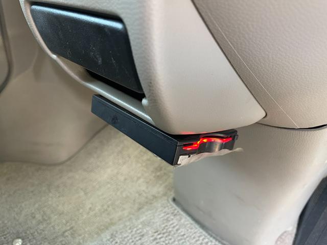 ＮＶ１００クリッパーバン 　パワステ／エアバッグ／ＡＢＳ／ワンセグＴＶ／パワーウィンドウ／キーレス／両スラ／ＥＴＣ／寒冷地仕様（28枚目）