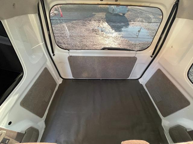 ＮＶ１００クリッパーバン 　パワステ／エアバッグ／ＡＢＳ／ワンセグＴＶ／パワーウィンドウ／キーレス／両スラ／ＥＴＣ／寒冷地仕様（32枚目）