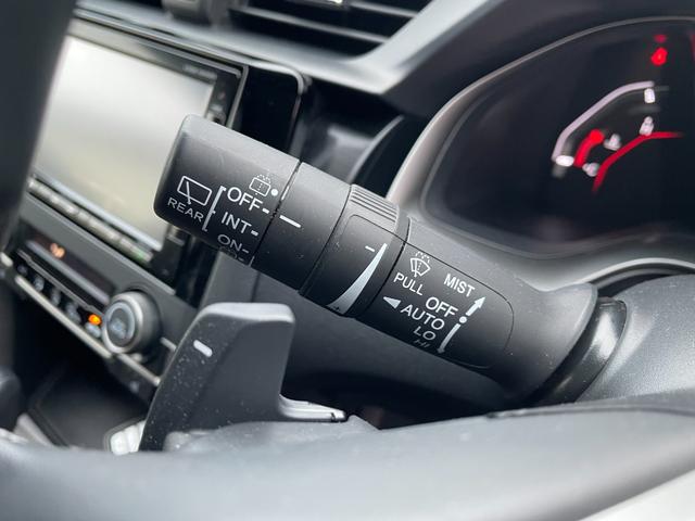 シビック 　ＬＥＤヘッドライト／フロントフォグランプ／ＥＴＣ／バックカメラ／シートヒーター／クルーズコントロール／サンルーフ／電動シート／ホンダセンシング（30枚目）