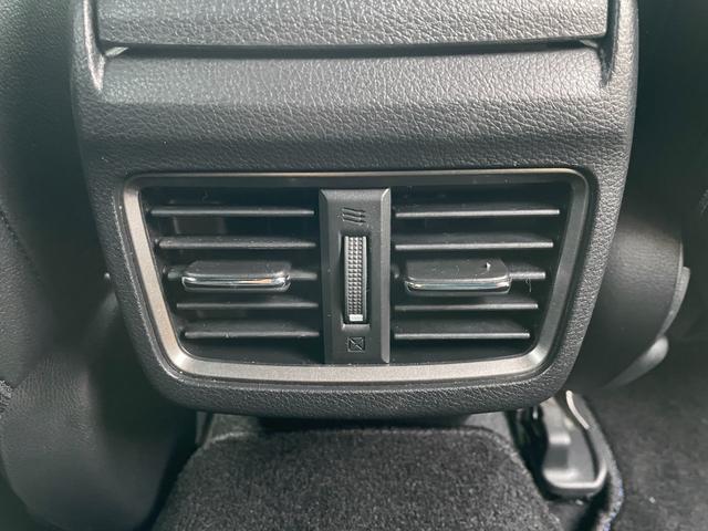 シビック 　ＬＥＤヘッドライト／フロントフォグランプ／ＥＴＣ／バックカメラ／シートヒーター／クルーズコントロール／サンルーフ／電動シート／ホンダセンシング（36枚目）