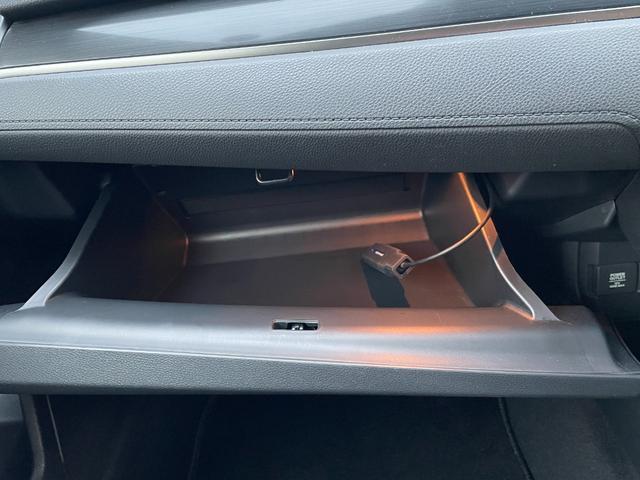 シビック 　ＬＥＤヘッドライト／フロントフォグランプ／ＥＴＣ／バックカメラ／シートヒーター／クルーズコントロール／サンルーフ／電動シート／ホンダセンシング（39枚目）