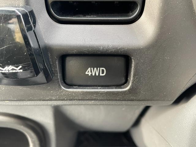 ピクシストラック 　パワステ／エアコン・クーラー／パワーウィンドウ／４ＷＤ切替スイッチ／作業灯付き／ジャッキ・工具あり／５ＭＴ（21枚目）