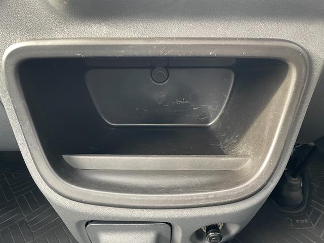 ピクシストラック 　パワステ／エアコン・クーラー／パワーウィンドウ／４ＷＤ切替スイッチ／作業灯付き／ジャッキ・工具あり／５ＭＴ（28枚目）