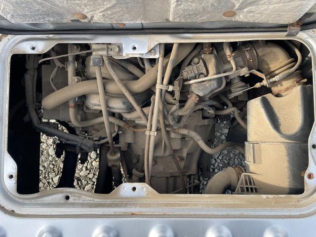 ピクシストラック 　パワステ／エアコン・クーラー／パワーウィンドウ／４ＷＤ切替スイッチ／作業灯付き／ジャッキ・工具あり／５ＭＴ（47枚目）