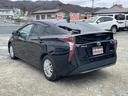 プリウス Ａ　運転席・助手席・サイド・カーテンエアバッグ／ＡＢＳ／フルセグ／バックカメラ／純正ナビ／Ｂｌｕｅｔｏｏｔｈ／プライバシーガラス／クルーズコントロール／スマートキー／１２Ｖ電源ソケット／４ＷＤ（6枚目）