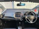 中古冬タイヤ付き/純正フロアマット/運転席・助手席エアバック/ABS/盗難防止システム/頸部衝突緩和ヘッドレス/エアコン/パワステ/パワーウインドウ/CD/DVD/キーレス(13枚目)