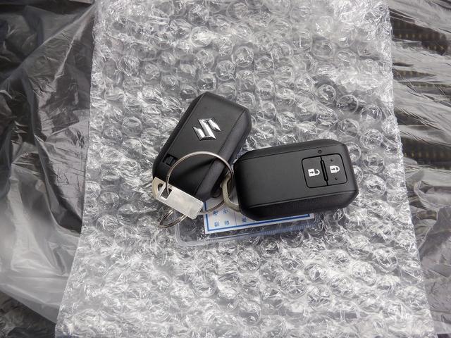 XC 4WD 愛知県仕入 禁煙車 衝突軽減装置 車線逸脱警告 ダウンヒルアシスト 横滑り防止 LEDライト スマートキー プッシュスタート クルーズコントロール シートヒーター 取説・保証書・記録簿(5枚目)