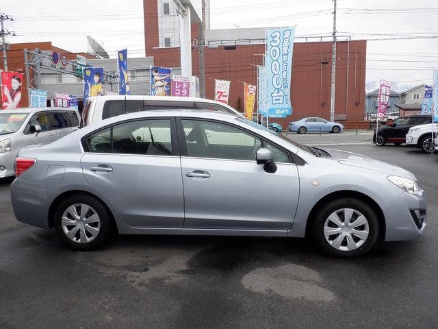 1.6i 禁煙車 新品社外ナビ取付 CD/DVD再生 12セグTV ブルートゥース ETC キーレス 横滑り防止 セキュリティ 電動格納ミラー 取説・保証書・記録簿有り(14枚目)
