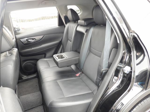 20X ハイブリッド エマージェンシーブレーキP 東京仕入 4WD メーカー7イイチSDナビ 12セグTV バックカメラ アラウンドビューカメラ 衝突軽減装置 パワーバックドア LEDライト アイドリングストップ ハーフレザーシート シートヒーター(9枚目)