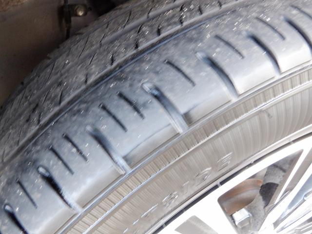 GターボSAIII 4WD 千葉県仕入 禁煙車 衝突軽減装置 両側電動スライド LEDライト スマートキー 純正SDナビ CD/DVD再生 12セグTV ブルートゥース USB ステアリモコン オートハイビーム 横滑防止(49枚目)