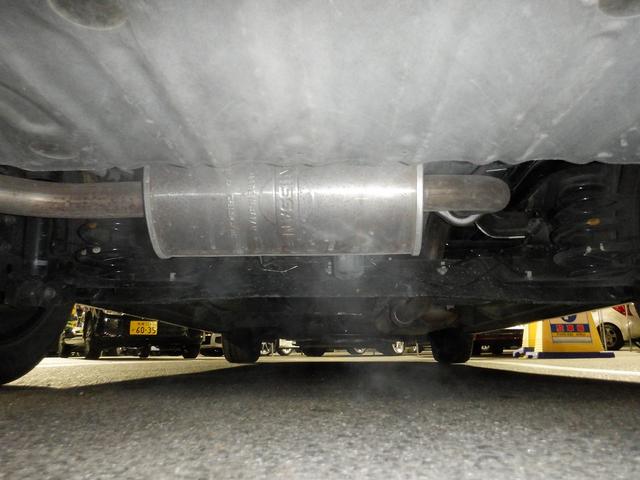 ハイウェイスター Vセレクション 千葉県仕入 1オーナー 禁煙車 フリップダウンモニター 両側電動スライド HIDライト 社外HDDナビ CD/DVD 12セグTV ミュージックサーバー インテリキー ETC 横滑り防止 Wエアコン(3枚目)