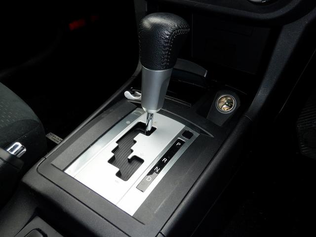 スポーツ ナビパッケージ 4WD 純正7インチHDDナビ CD DVD 12セグTV キーレス インテリキー 電格ミラー ステアリングリモコン MTモード クルーズコントロール 純正18インチAW ETC パドルシフト 保証書(28枚目)