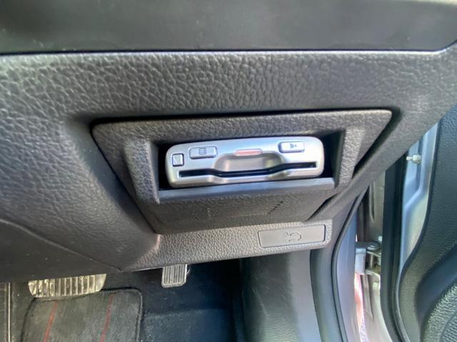 1.6GTアイサイト Sスタイル 4WD 禁煙車 純正SDナビ CD・DVD再生 Bluetooth接続 フルセグ バックカメラ 衝突軽減 レーンアシスト パワーシート LEDヘッドライト デイライト アイドリングストップ 横滑り防止(35枚目)