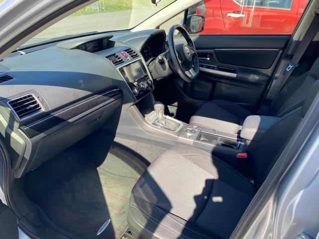 1.6GTアイサイト Sスタイル 4WD 禁煙車 純正SDナビ CD・DVD再生 Bluetooth接続 フルセグ バックカメラ 衝突軽減 レーンアシスト パワーシート LEDヘッドライト デイライト アイドリングストップ 横滑り防止(70枚目)