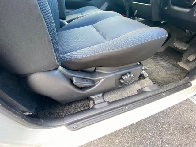RX 4WD -福岡県仕入- ターボ 純正メモリーナビ CD 1セグTV 純正15インチアルミホイール パートタイム4WD フォグランプ 背面タイヤ スペアキー有 ヘットライトレベライザー(34枚目)