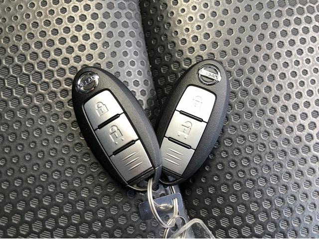 20X 切替4WD エマージェンシーブレーキ&車線逸脱警告 夏&冬タイヤAWセット SDナビ&ブルートゥース&バックカメラ ヒーター付撥水カプロンシート コーナーセンサー LEDライト&LEDフォグ 禁煙車(55枚目)