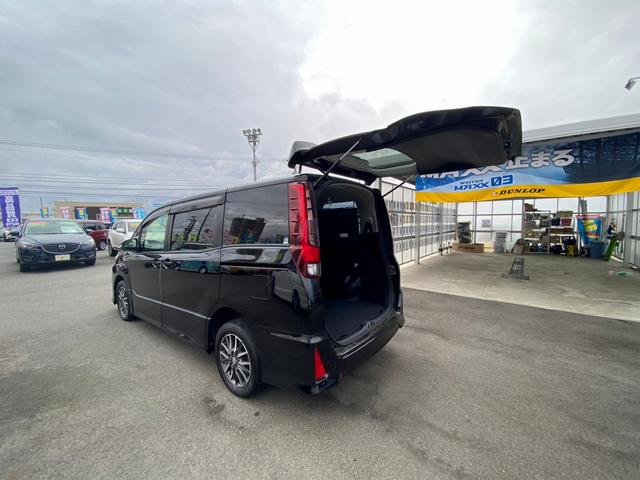 Si 4WD 4WD寒冷地仕様 7人乗 9型SDナビ&フリップダウンモニター 両側電動スライドドア バックカメラ&DVD再生&ブルートゥース リアオートエアコン&ワイパー熱線 ビルトインETC ワンオーナー&禁煙車(28枚目)
