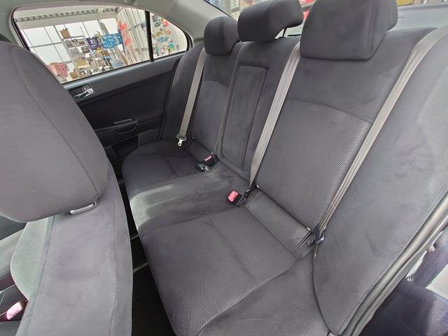 ラリーアート 4WD ターボ リアスポイラー SDナビ&フルセグTV&Bluetooth接続&バックカメラ ドライブレコーダー 純正18インチアルミホイール ETC スマートキー クルーズコントロール パドルシフト 禁煙車(39枚目)