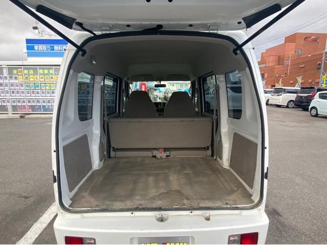 PA パートタイム4WD ハイルーフ 禁煙車 ラジオ 両側スライドドア 荷室フルフラット ドアバイザー エアコン エアバッグ 取扱説明書有り(22枚目)
