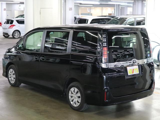 X 禁煙車 7人乗り フリップダウンモニター 両側電動スライドドア 純正SDナビ Bluetoothオーディオ フルセグTV CD/DVD再生 音楽録音 ETC LEDヘッドライト オートライト(7枚目)
