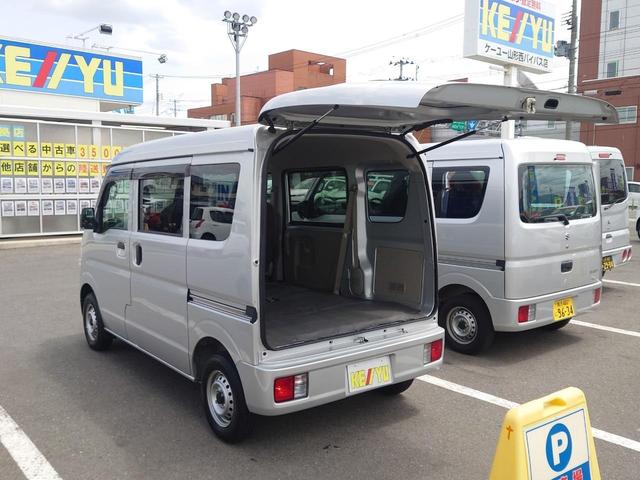PC 【パートタイム4WD】【静岡県仕入】【禁煙車】【夏&冬タイヤあり】キーレス 【運転席&助手席パワーウィンドウ】ハイルーフ 純正ドアバイザー 純正ラバーマット エアコン ヘッドライトレベライザー ABS(33枚目)