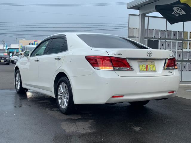 ロイヤルサルーンi-Four 【4WD】【群馬県仕入】【禁煙車】メーカーHDDナビ&フルセグTV&ブルートゥース&バックカメラ ビルトインETC クリアランスソナー イージークローザー クルコン HIDオートライト 横滑り防止(28枚目)