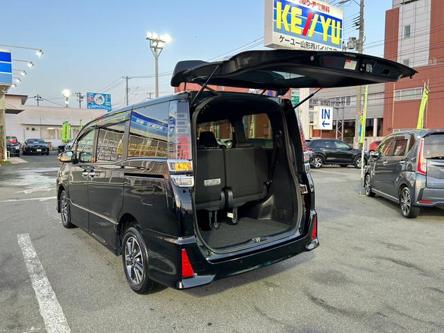 ZS 煌II【4WD寒冷地仕様】7人乗り 【後期型】【トヨタセーフティセンス&車線逸脱警告&クルコン&ソナー】【両側電動スライドドア】【SDナビ&バックカメラ&フルセグTV&ブルートゥース】【ドラレコ】【LEDオートライト&オートハイビーム】(44枚目)